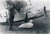 Warszawa - Pole Mokotowskie 27 kwietnia 1933 godz. 8.05 start RWD 5 bis SP - AJU do rozpoczęcia rekordowego lotu